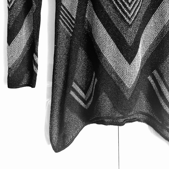 INC Asymmetric Hem Black And Silver Metallic Tunic Sweater Size M EUC - Picture 7 of 11